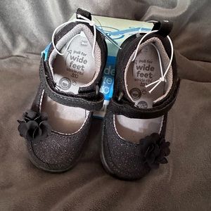 Stride Rite 360 Gemma Toddler
Girls' Mary Jane Shoes 5T